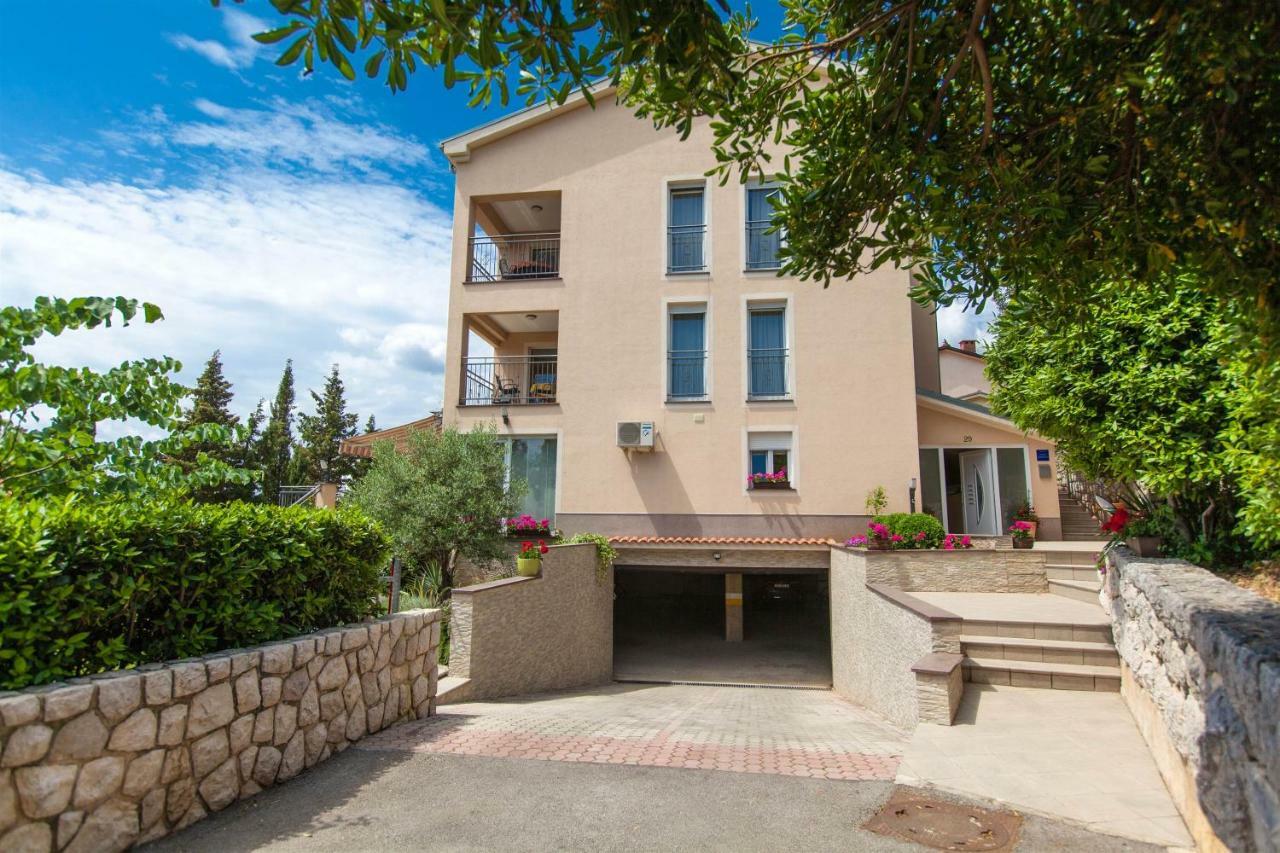 Bruno Appartement Crikvenica Buitenkant foto