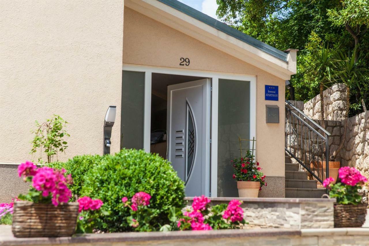 Bruno Appartement Crikvenica Buitenkant foto