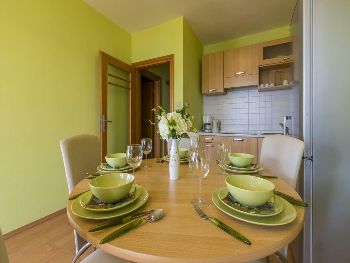 Bruno Appartement Crikvenica Buitenkant foto