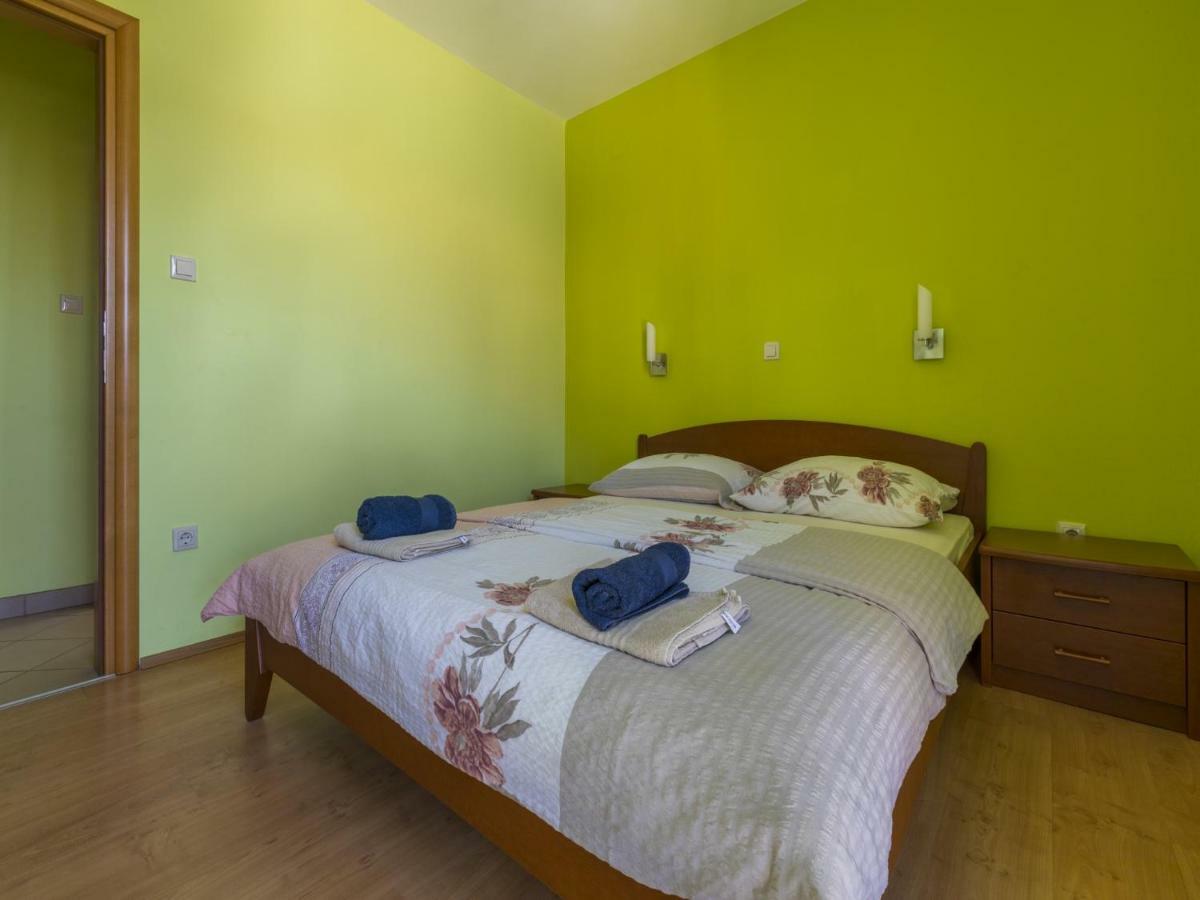 Bruno Appartement Crikvenica Buitenkant foto