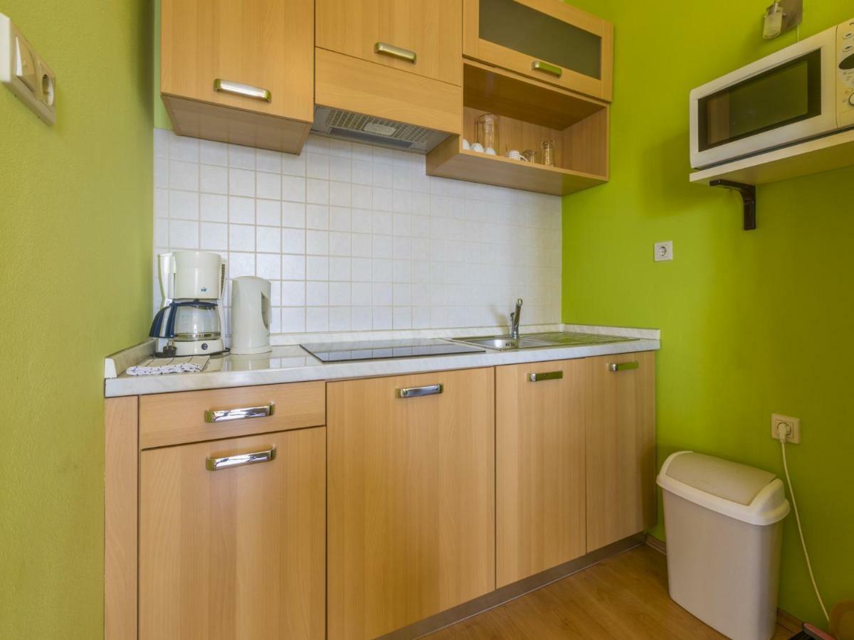 Bruno Appartement Crikvenica Buitenkant foto