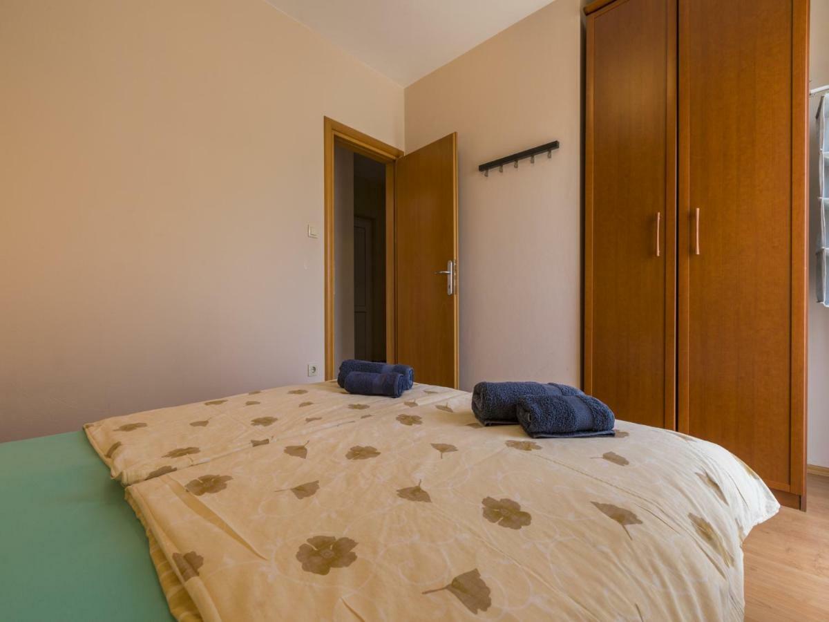 Bruno Appartement Crikvenica Buitenkant foto