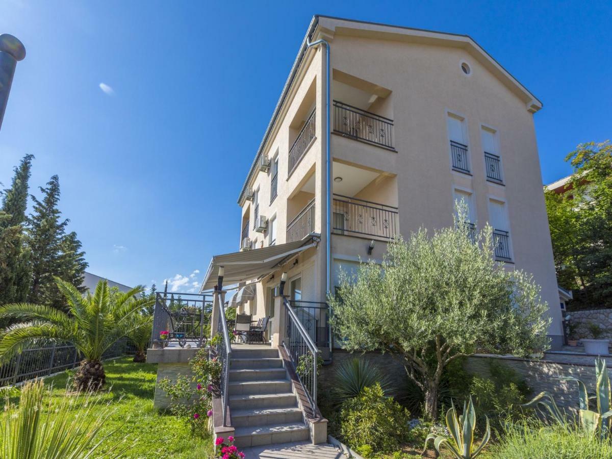 Bruno Appartement Crikvenica Buitenkant foto